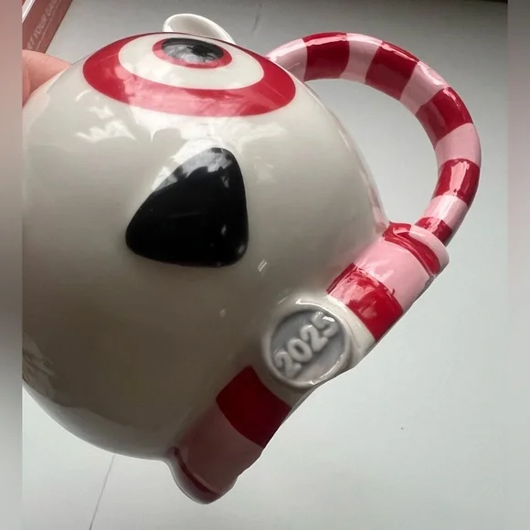 Target Wondershop Christmas Figural
Bullseye With Scarf Coffee Tea Mug Cup
2025 - Picture 9 of 10